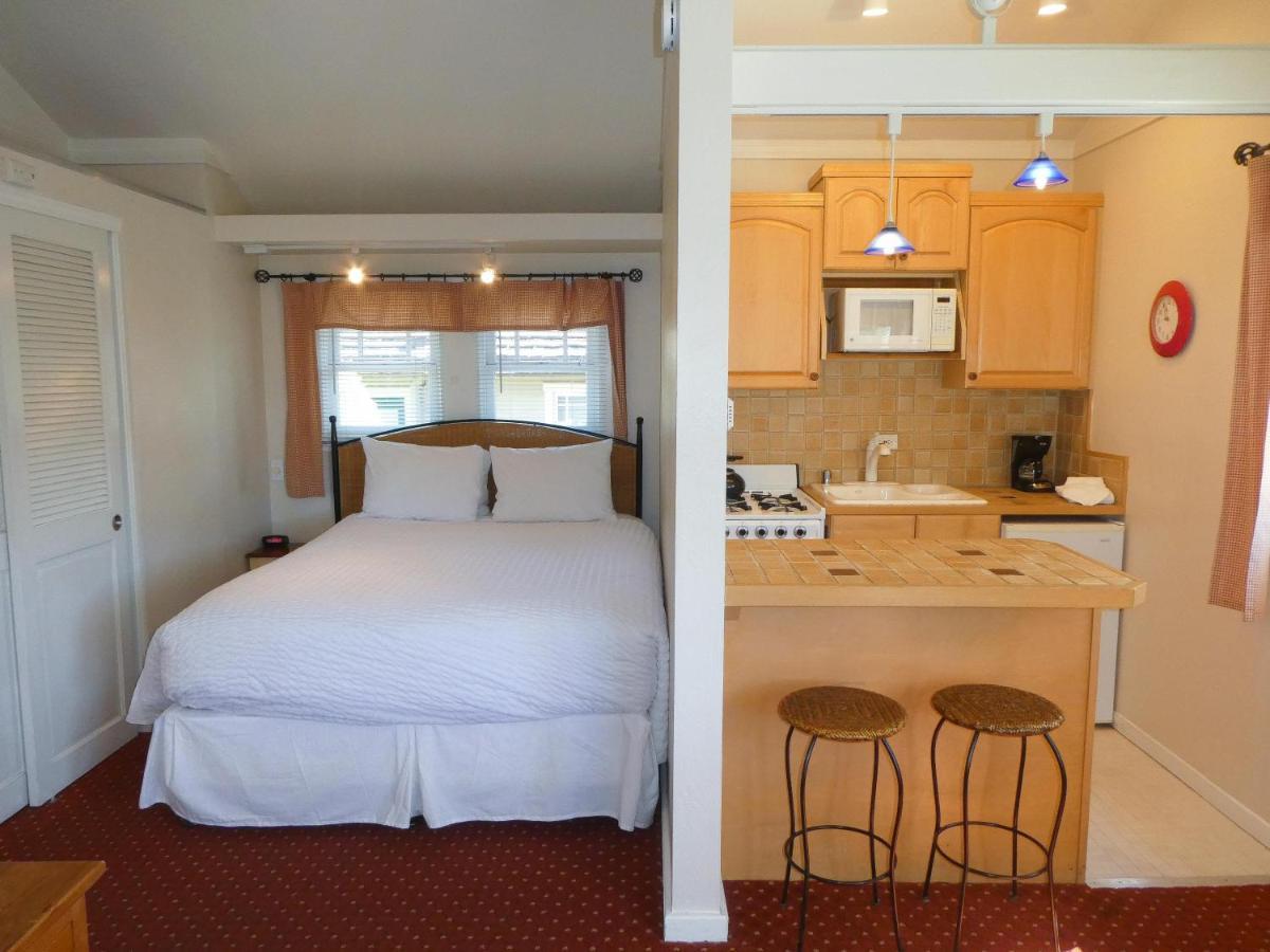 Briarwood Inn Carmel-by-the-Sea Екстериор снимка
